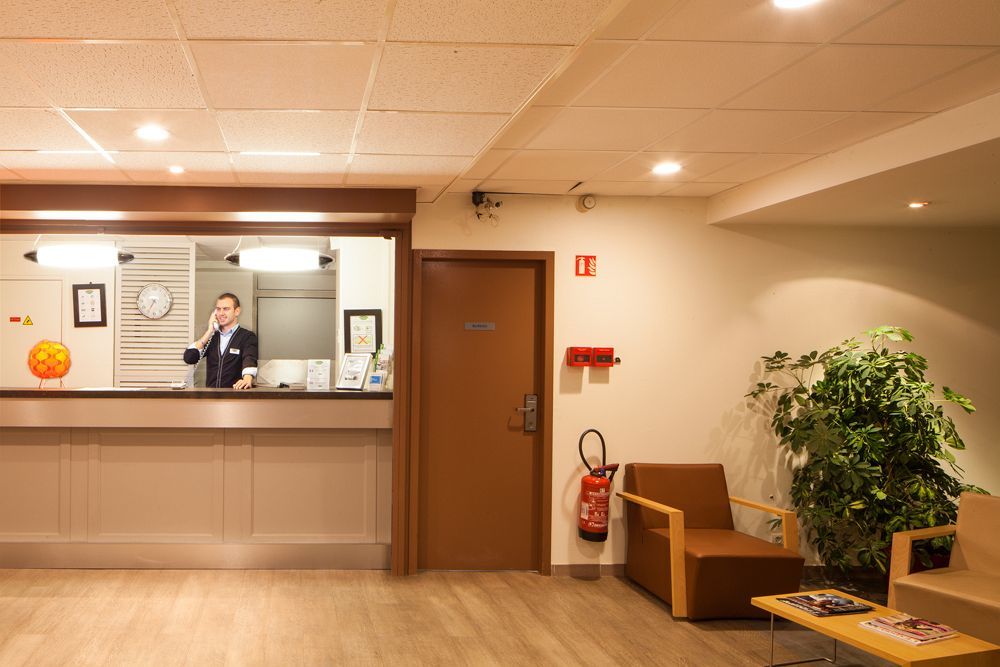 Ibis Budget Bourgoin Jallieu Centre Exterior foto